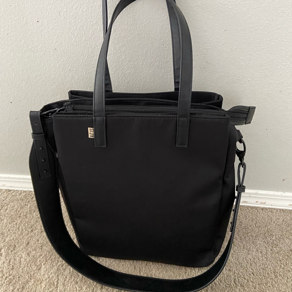 Beis Commuter Tote in black